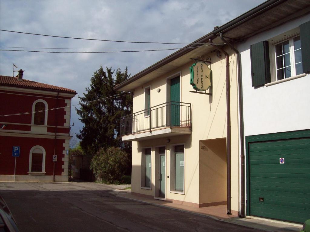 Residenza Stazione Bonferraro Exterior photo